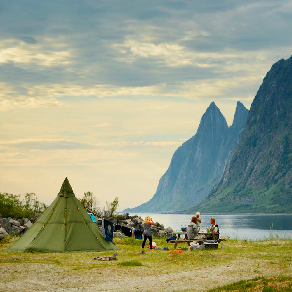 2023's Top Camping Destinations & Gear: A Guide to Your Next Adventure