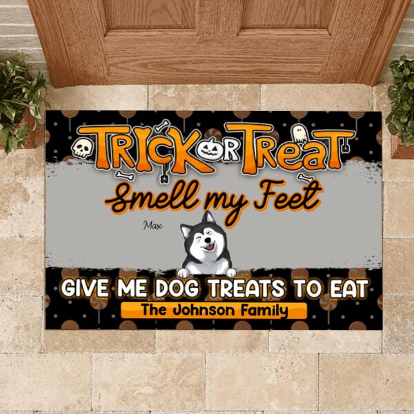 Trick Or Treat Smell Our Feet - Personalized Doormat