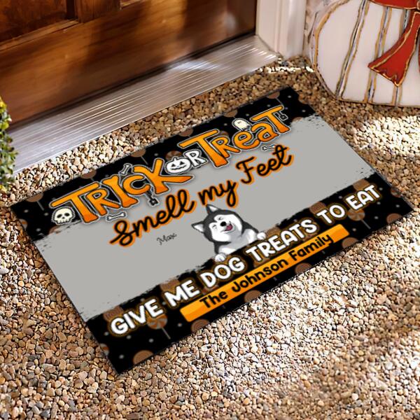 Trick Or Treat Smell Our Feet - Personalized Doormat