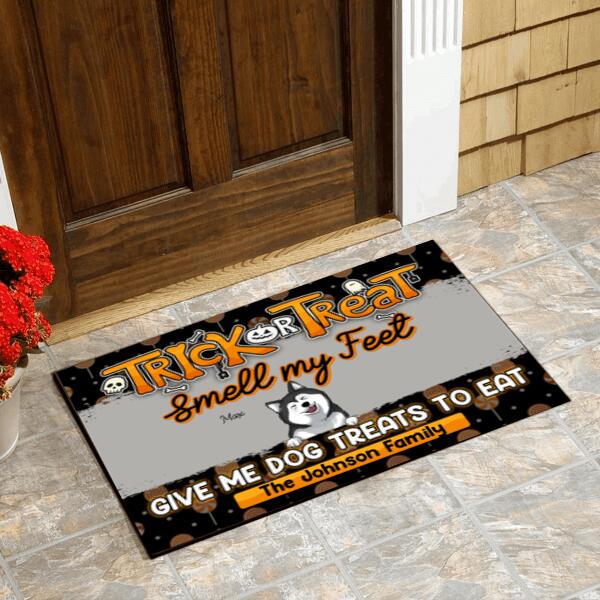 Trick Or Treat Smell Our Feet - Personalized Doormat