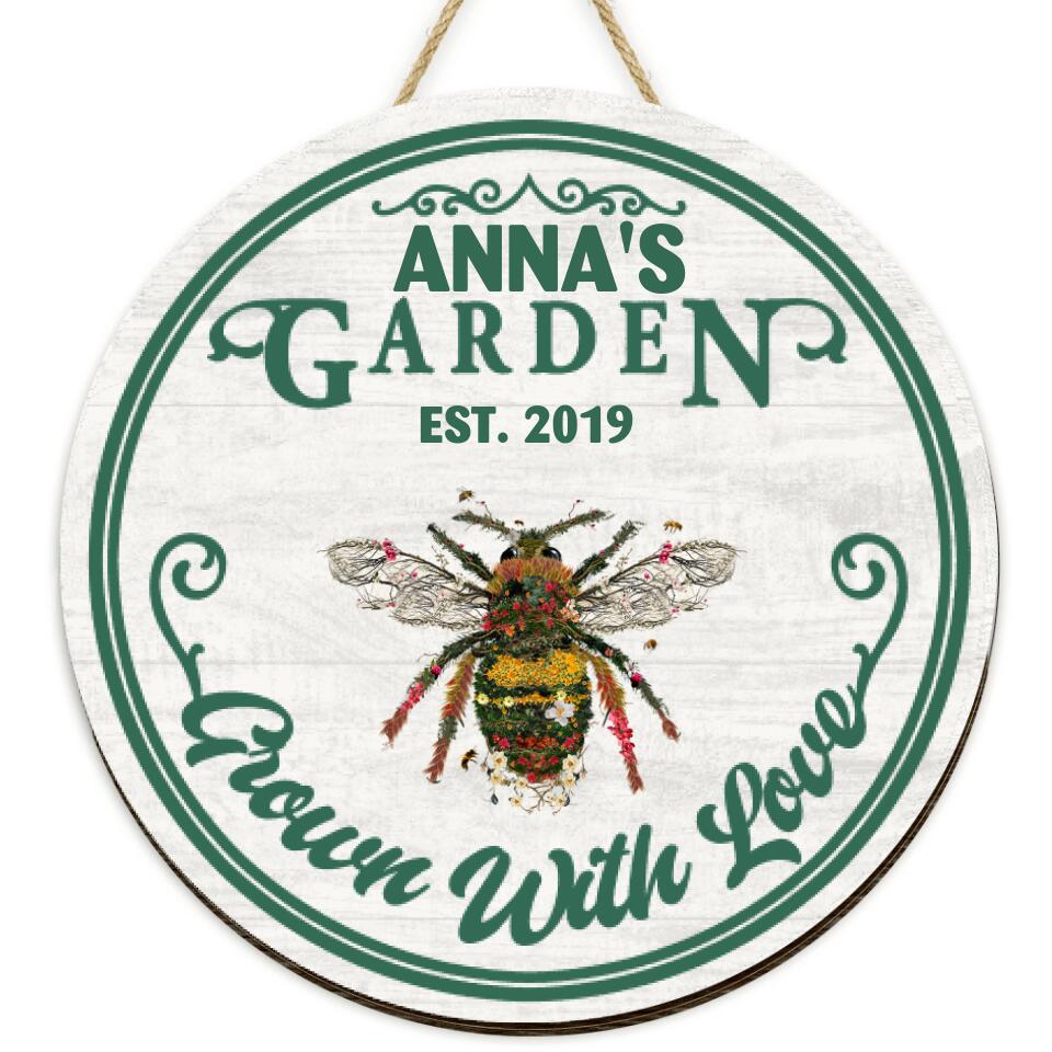 Gardening Grown With Love - Personalized 2 Layer Sign, Round Shape