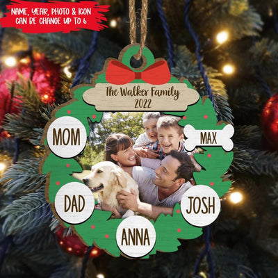 Personalized Family Christmas Ornaments, 2022 Wood Garland Wreath Ornament With Family Member Names, Custom Holiday Ornament