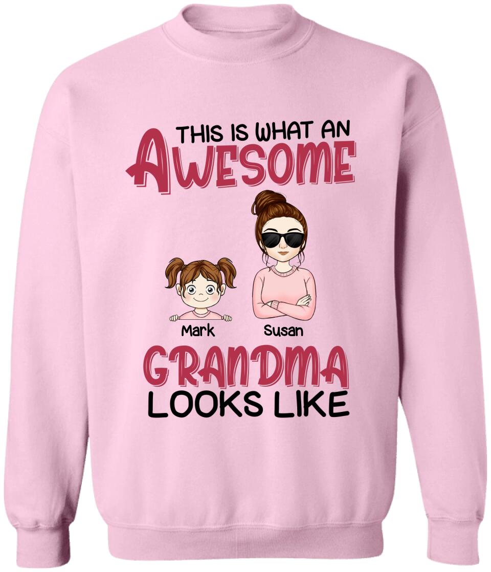 This Is What An Awesome Grandma Looks Like - Personalized T-Shirt, Gift For Mother's Day