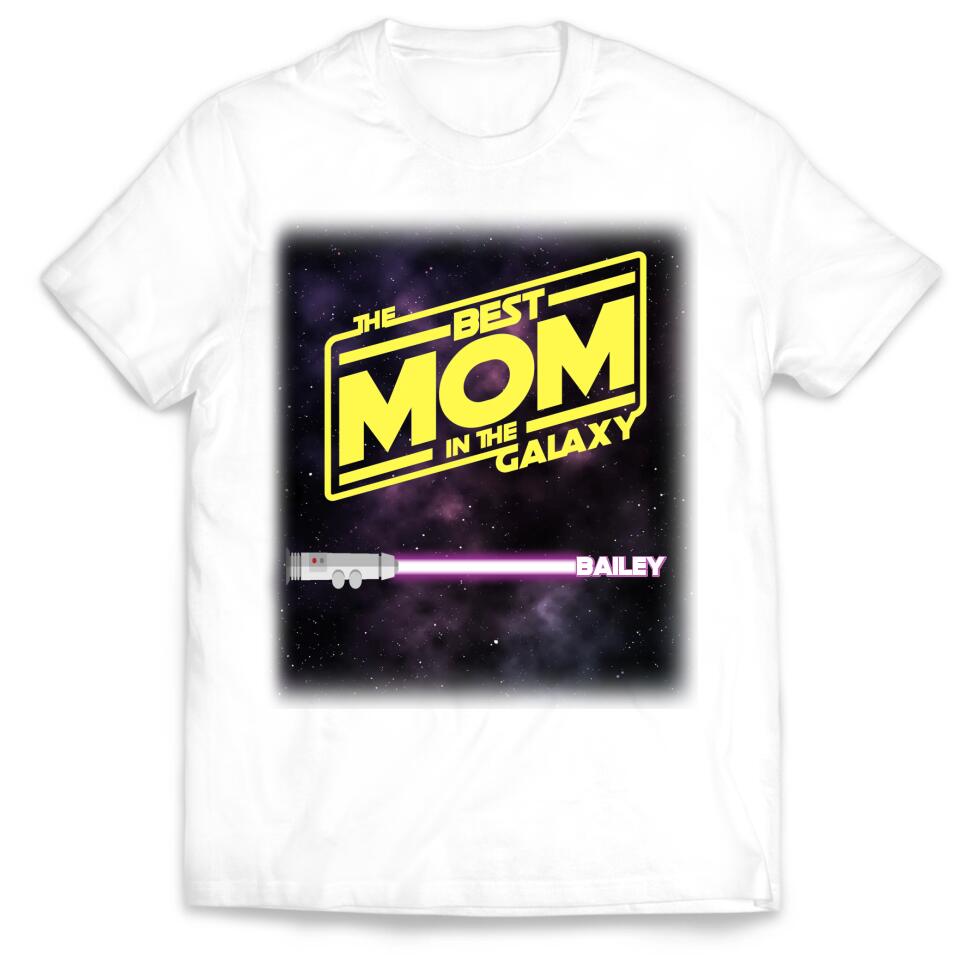 Best Mom/Dad In The Galaxy - Personalized T-Shirt, Gift For Mother's Day, Gift For Father's Day