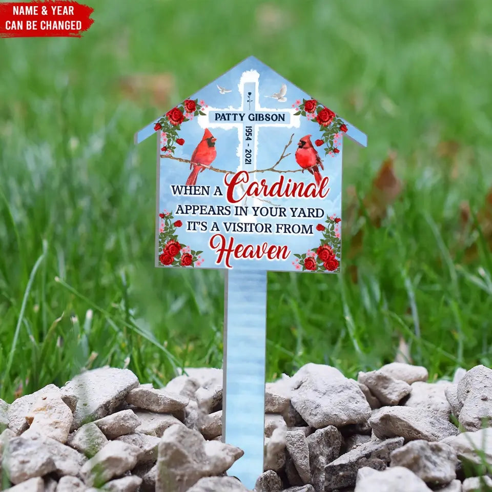 When A Cardinal Appears In Your Yard - Personalized Memorial Plaque Stake
