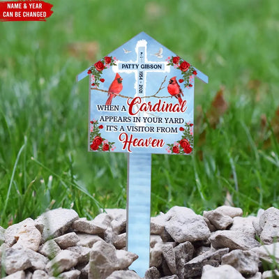 When A Cardinal Appears In Your Yard - Personalized Memorial Plaque Stake