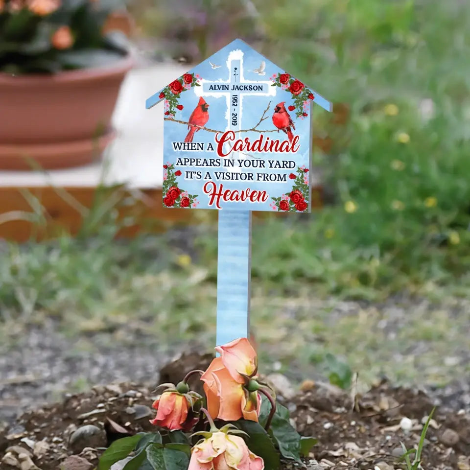When A Cardinal Appears In Your Yard - Personalized Memorial Plaque Stake