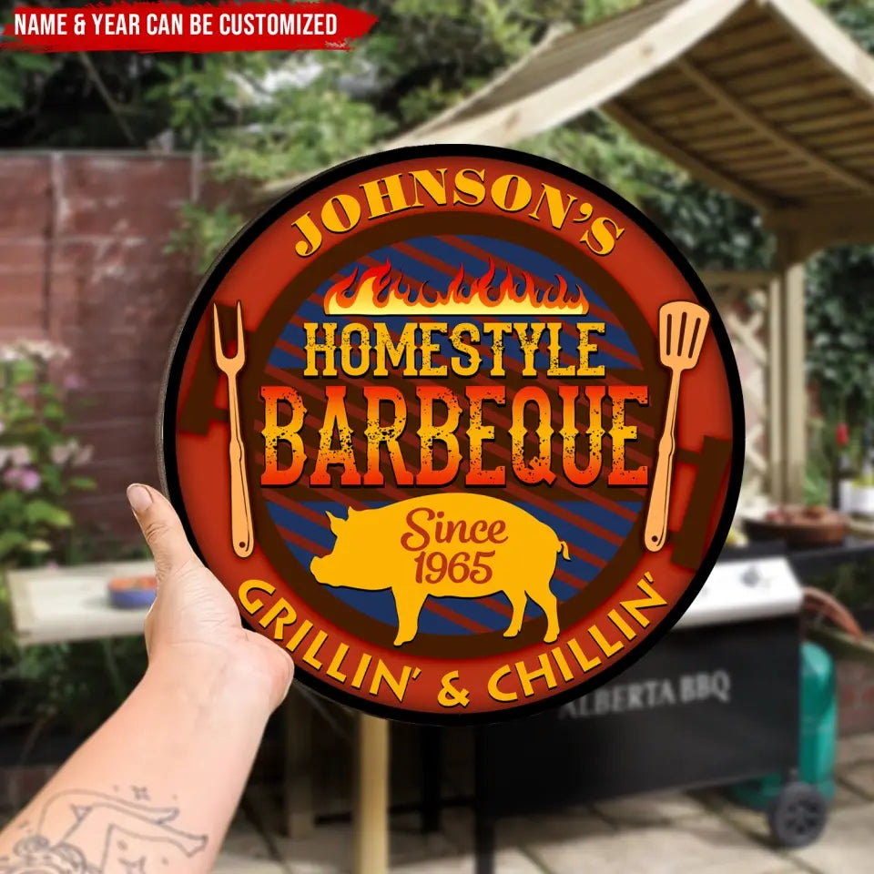 Family Homestyle Barbeque - Personalized Wood Sign, Grill And Chillin Wood Sign - DS727