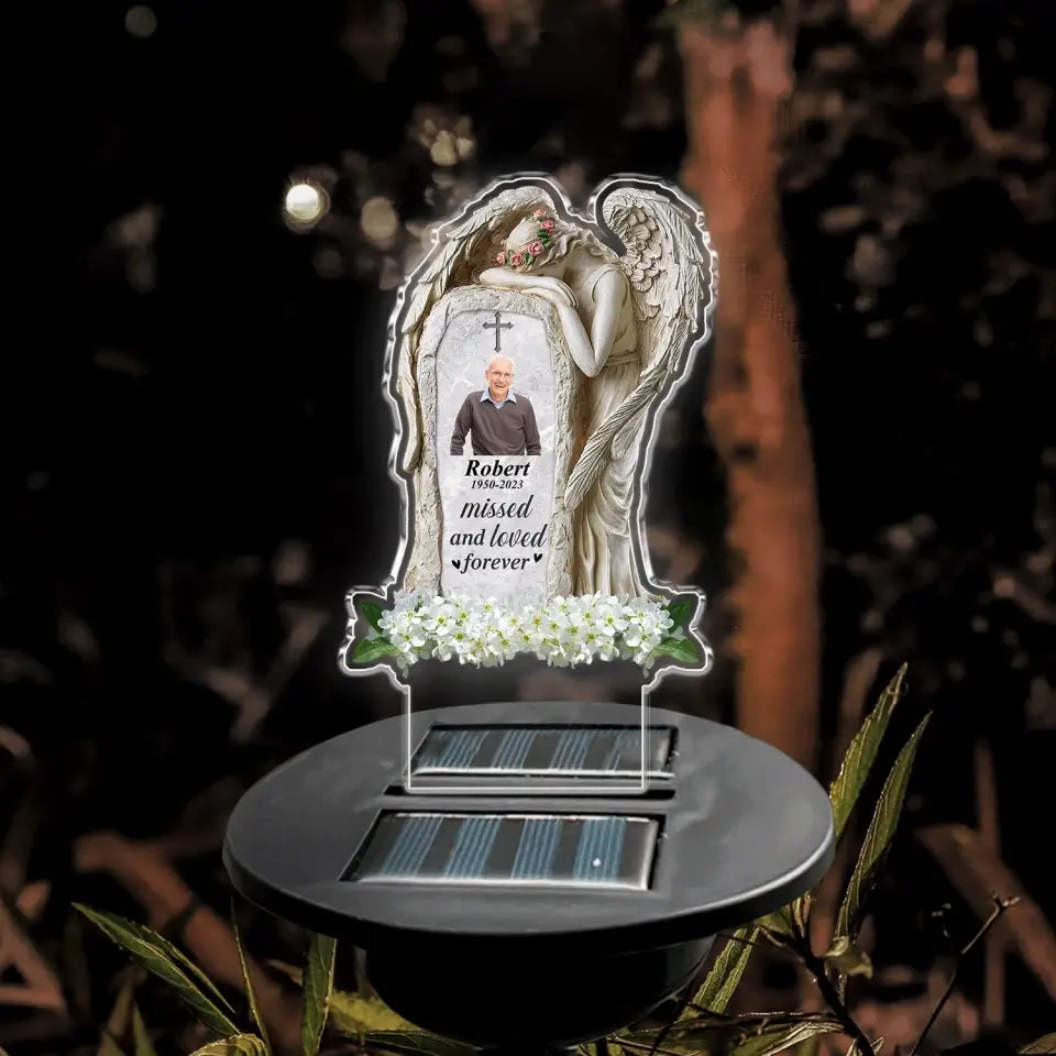 Missed And Loved Forever - Personalized Solar Light,  Sympathy Gift, Gift For Member Family, Memorial Gift For Loss Of Loved One - SL134