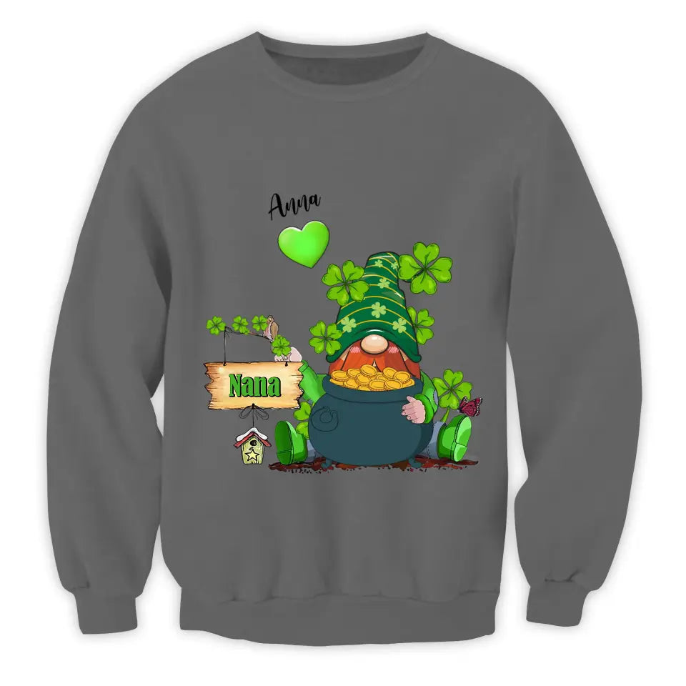 Saint Patrick's Day Grandma Green Wizard - Personalized T-Shirt, Gift For Family, Happy St Patrick's Day - TS1111