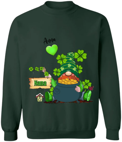 Saint Patrick's Day Grandma Green Wizard - Personalized T-Shirt, Gift For Family, Happy St Patrick's Day - TS1111