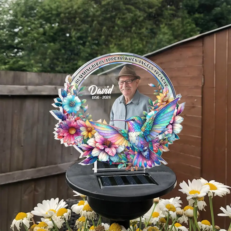 Hummingbirds Appear When Angels Are Near - Personalized Solar Light, Remembrance Gift, Loss Of Loved One - SL153