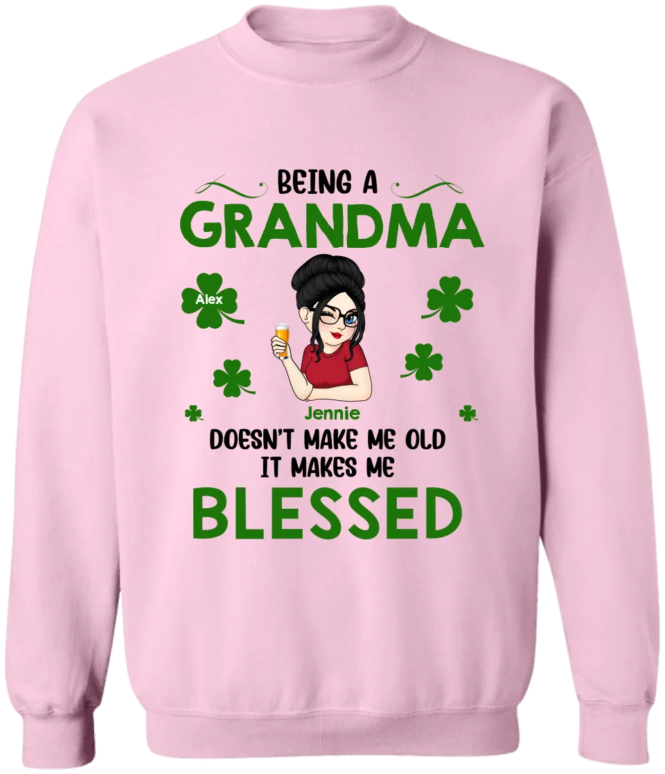 Being A Great Grandma Doesn’t Make Me Old It Makes Me Blessed - Personalized T-Shirt
