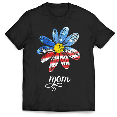 Mama 4th of July Daisy - Personalized T-Shirt, Independence Day shirt, Gift for Mom/Grandma/Wife