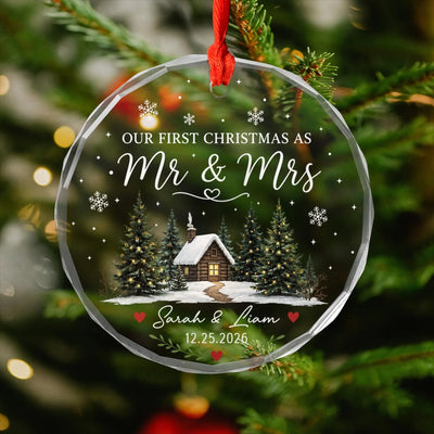 First Christmas Married - Personalized Ornament, Custom Mr and Mrs Keepsake, Winter Cabin Ornament, Newlywed Gift, Couple Ornament Gift for Wife