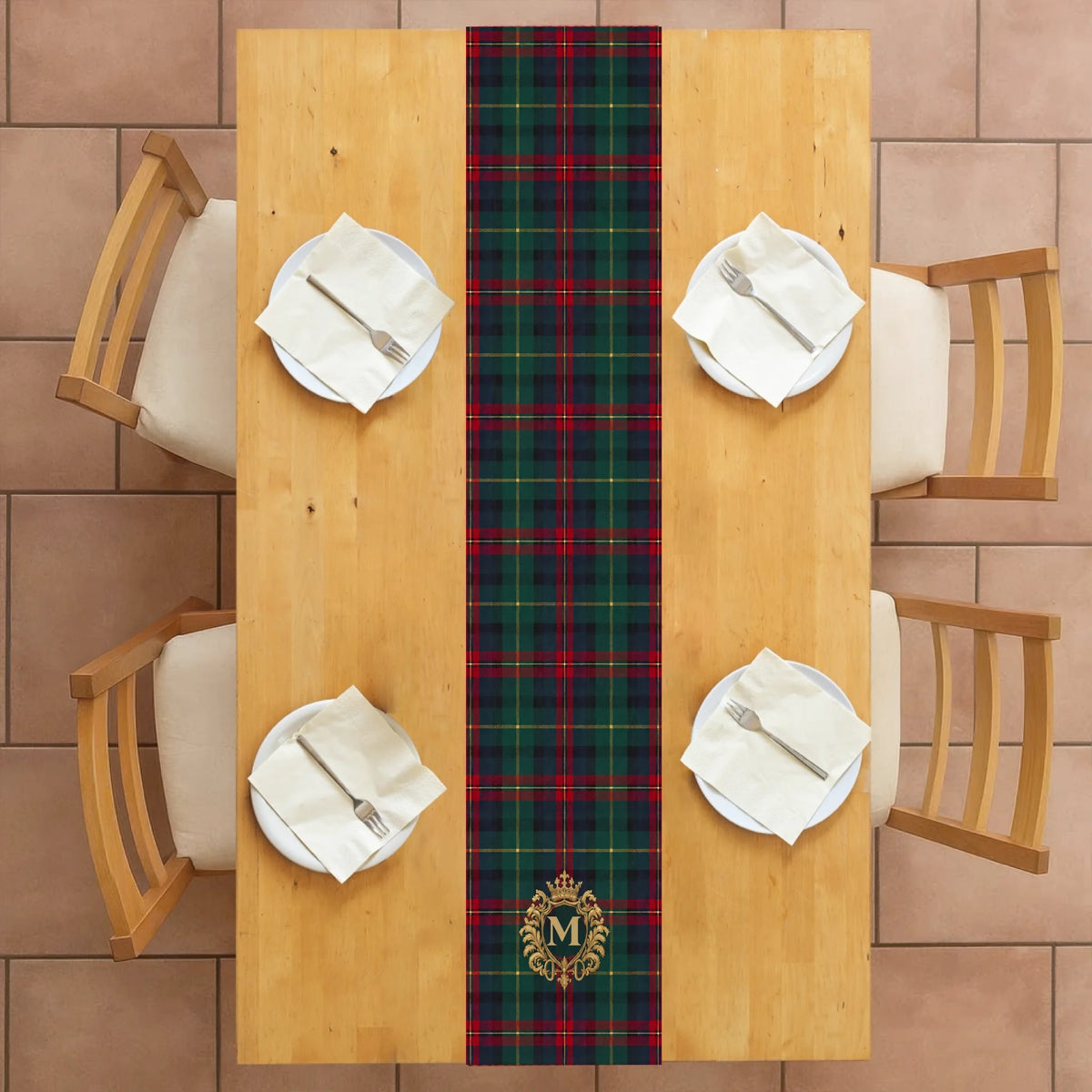 Personalized Christmas table runner – personalization preview