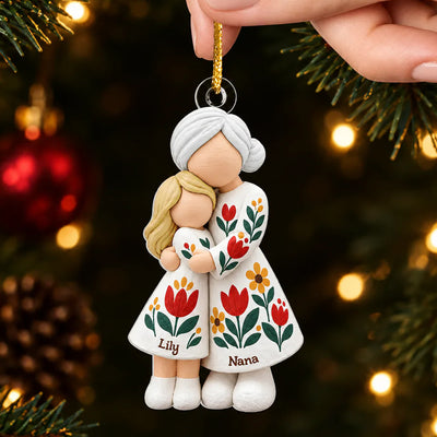 Grandmother And Granddaughter Hug, Personalized Figurine Ornament, Custom Names, Christmas Gift for Grandma