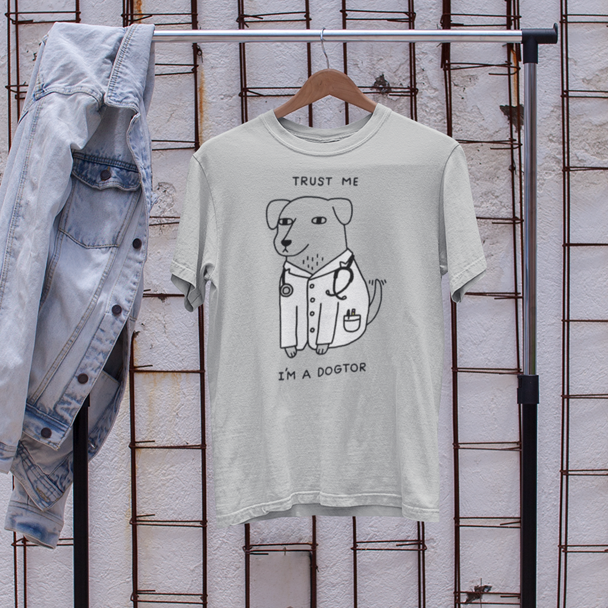 Trust Me I'm A Dogtor Shirt, Funny T-Shirt